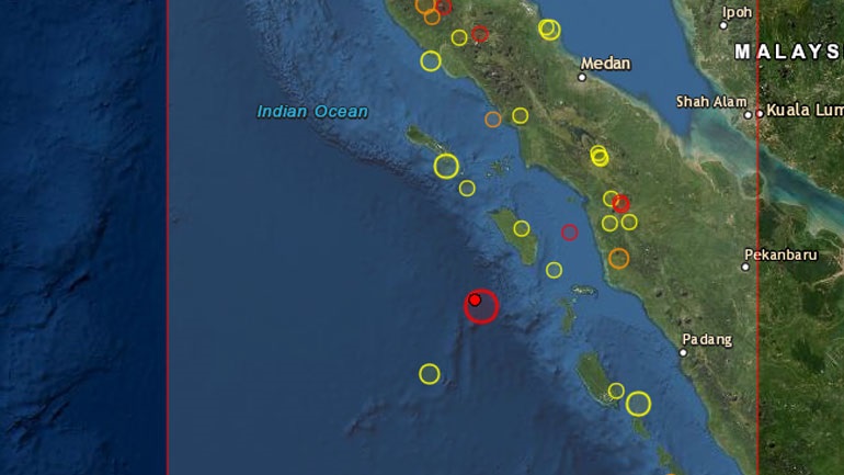  Ισχυρός σεισμός 6,6 Ρίχτερ στην Ινδονησία