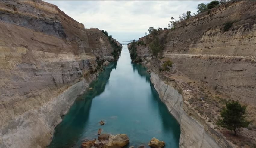  Η μεγάλη κατολίσθηση στον Ισθμό λίγες ώρες πριν την έναρξη της τουριστικής περιόδου (vid)