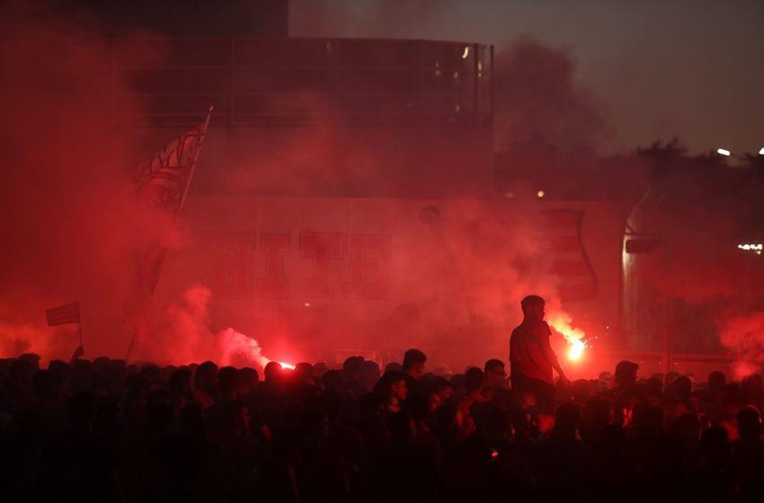  Και επίσημα πρωταθλητής ο Ολυμπιακός –  Φιέστα τίτλου στο Καραϊσκάκη