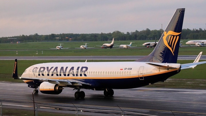  Η Μόσχα διαψεύδει ότι στο αεροσκάφος της Ryanair επέβαιναν τέσσερις Ρώσοι