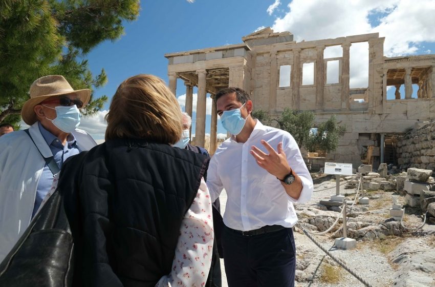  Ακρόπολη: Απρόοπτη συνάντηση Τσίπρα-Μενδώνη-Τι ζήτησε από την υπουργό ο πρόεδρος του ΣΥΡΙΖΑ