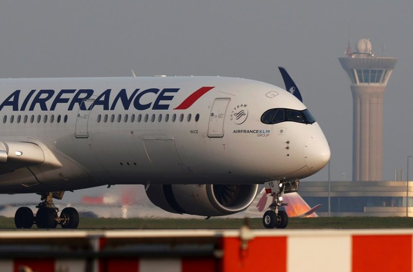 Λήξη συναγερμού: Δεν βρέθηκαν εκρηκτικά στο αεροσκάφος της Air France