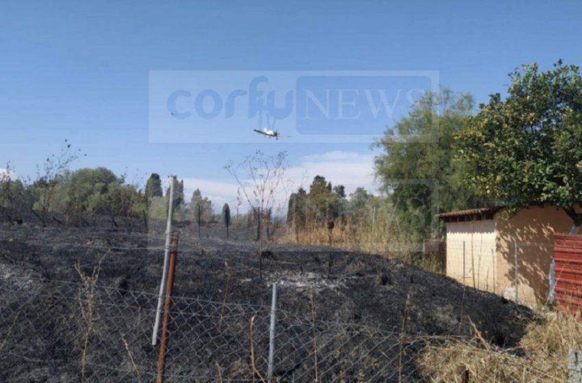  Κέρκυρα: Φωτιά στη Λευκίμμη