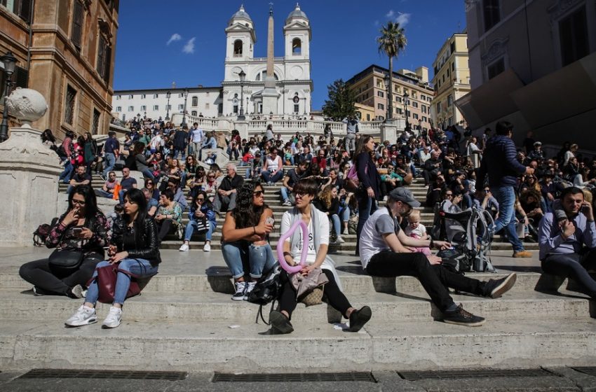  H Ιταλία επιδιώκει παράταση της καλοκαιρινής περιόδου