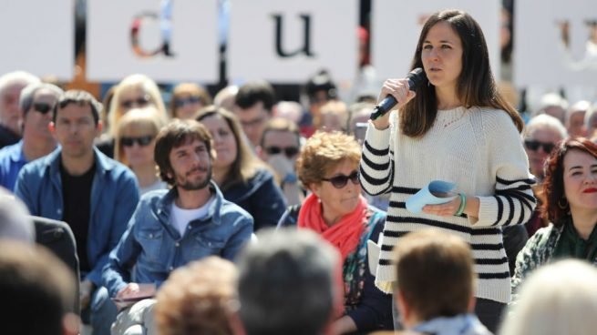  Ιόν Μπελάρα: Ποια είναι η ψυχολόγος που αντικαθιστά τον Ιγκλέσιας στους “Podemos”