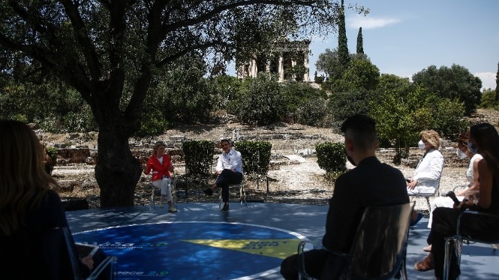  Μητσοτάκης σε πολίτες: Οι πόροι θα επενδυθούν με διαφάνεια και προς όφελος κάθε Έλληνα