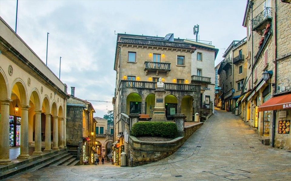 piazza garibaldi san marino