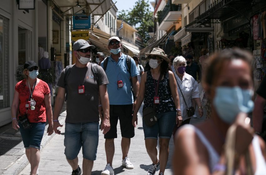  Κοροναϊός: Παύει η καραντίνα σε ασυμπτωματικούς ή με ήπια συμπτώματα τουρίστες – Τηρούνται τα νέα υγειονομικά πρωτόκολλα