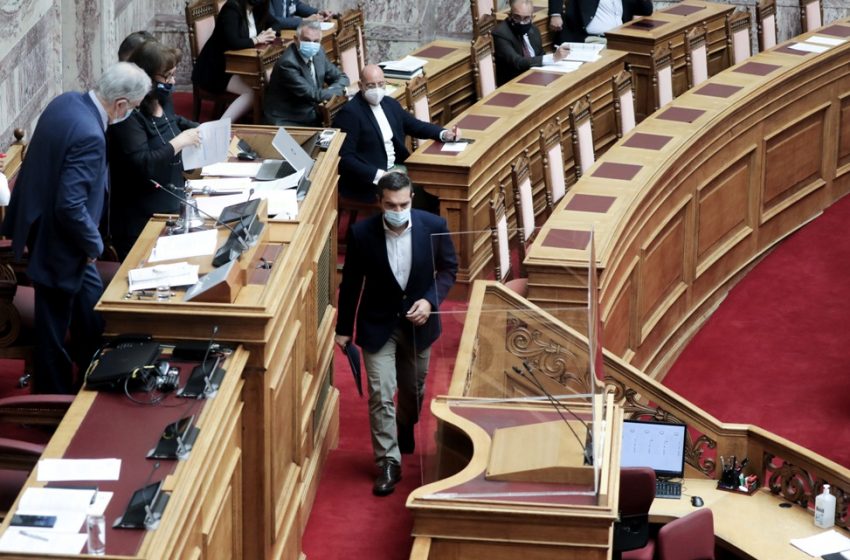  Σοβαρό επεισόδιο στη Βουλή: Ο Τασούλας αρνήθηκε να δώσει το λόγο στον Αλέξη Τσίπρα