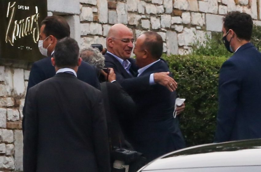  Τουρκικά ΜΜΕ: Διπλωματία της… αγκαλιάς με την Αθήνα, αλλά και απαισιοδοξία για την συνάντηση Μπάιντεν – Ερντογάν