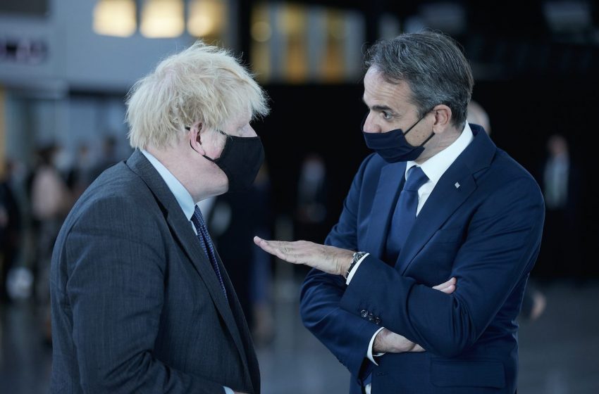  Μητσοτάκης σε Τζόνσον: Να ενταχθεί η Ελλάδα στην πράσινη λίστα της Βρετανίας