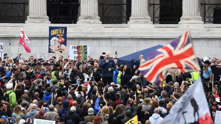  Βρετανία: Διαδήλωση στο Λονδίνο κατά των μέτρων για την Covid-19
