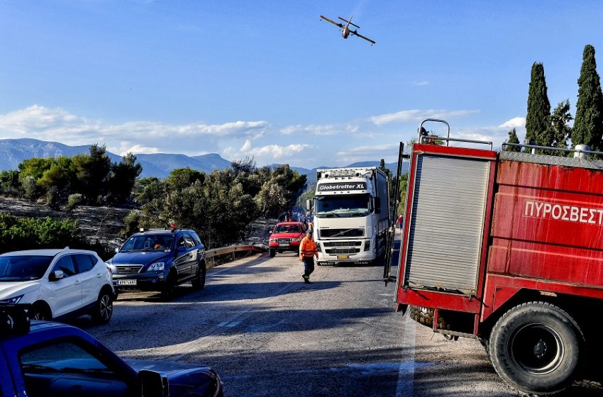  Μεγάλη φωτιά τώρα στην Καστοριά