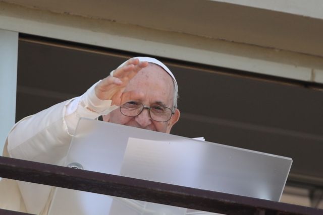  Μήνυμα Πάπα από το μπαλκόνι του νοσοκομείου όπου νοσηλεύεται