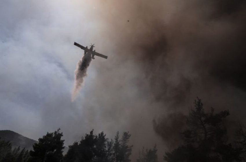  Πάτρα: Μάχη με τις φλόγες  στην Ελεκίστρα – Καίγονται σπίτια