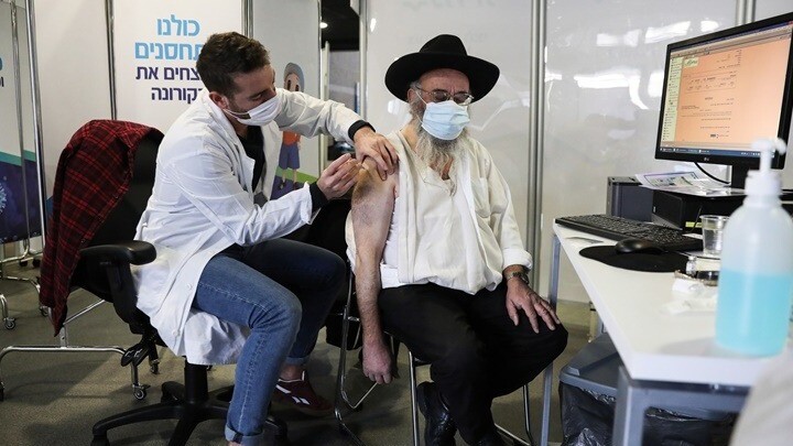  Κοροναϊός – Ισραήλ: Ξεκινά τρίτη δόση εμβολίου σε ενήλικες με εξασθενημένο ανοσοποιητικό