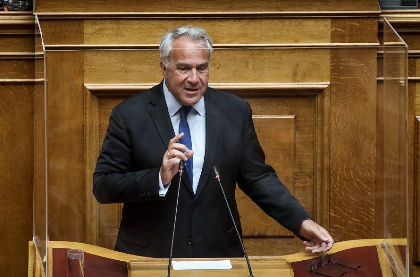  Επιμένει ο Βορίδης: Στο πειθαρχικό οι δημόσιοι υπάλληλοι που αρνούνται όπου είναι υποχρεωτικός ο εμβολιασμός