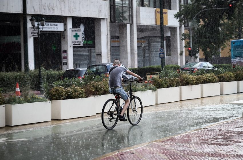  “Ψυχρή Λίμνη”: Πότε και ποιες περιοχές θα επηρεάσει στην Ελλάδα – Ο Ωμέγα εμποδιστής σπρώχνει νότια την κακοκαιρία της κεντρικής Ευρώπης (χάρτες)