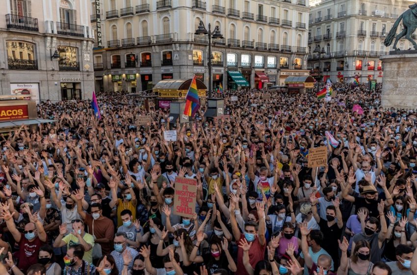  “Δικαιοσύνη για τον Σαμουέλ. Ομοφοβία και φασισμός είναι το ίδιο πράγμα” – Η δολοφονία του 24χρονου ενώνει την Ισπανία