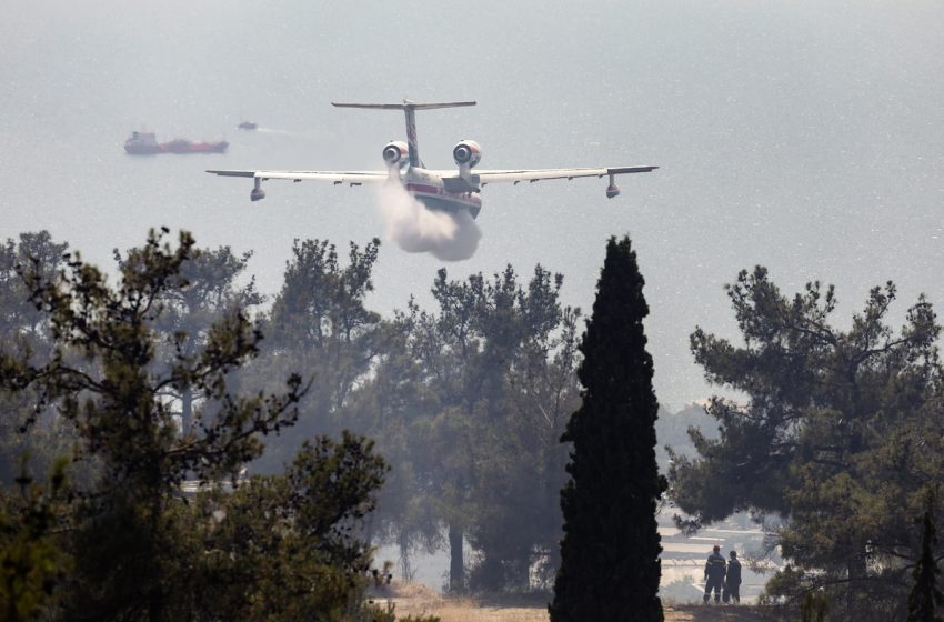  Βίντεο ντοκουμέντο: Στο πιλοτήριο του ρωσικού Beriev-200 εν ώρα κατάσβεσης στην Ελλάδα