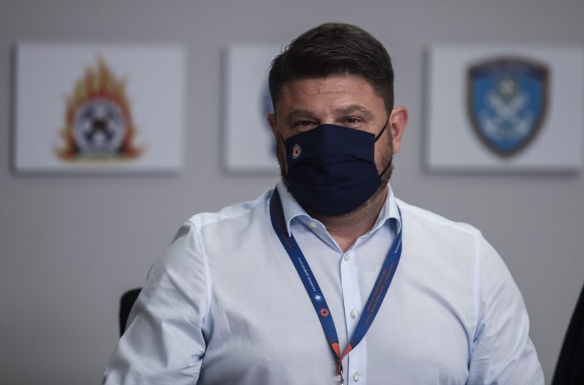  LIVE Η ενημέρωση Χαρδαλιά για τις πυρκαγιές