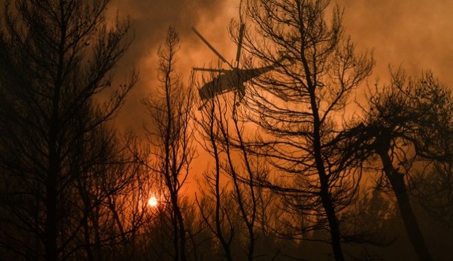  Εικόνες καταστροφής μεταδίδουν τα διεθνή ΜΜΕ