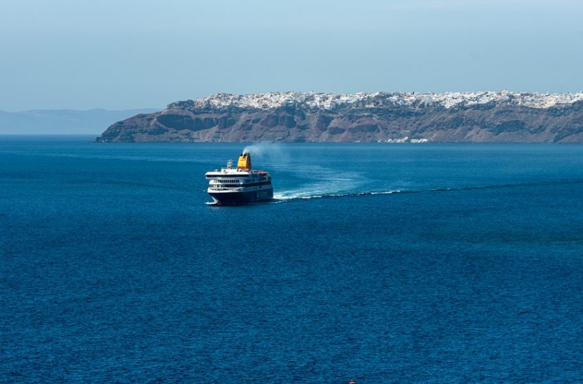  Ελλάδα-Σαντορίνη: Μεγάλες νικήτριες στα αμερικανικά βραβεία FXExpress 2021 Awards