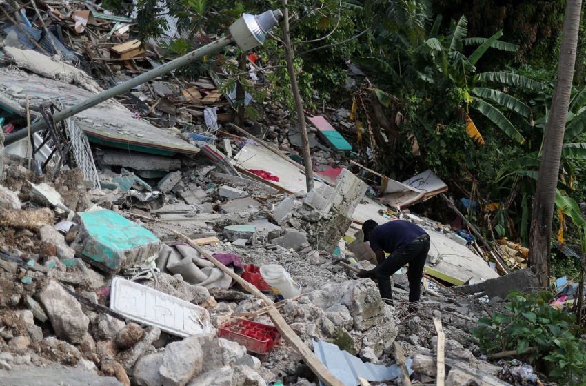 Σεισμός στην Αϊτή: Οι νεκροί ξεπέρασαν τους 2.200