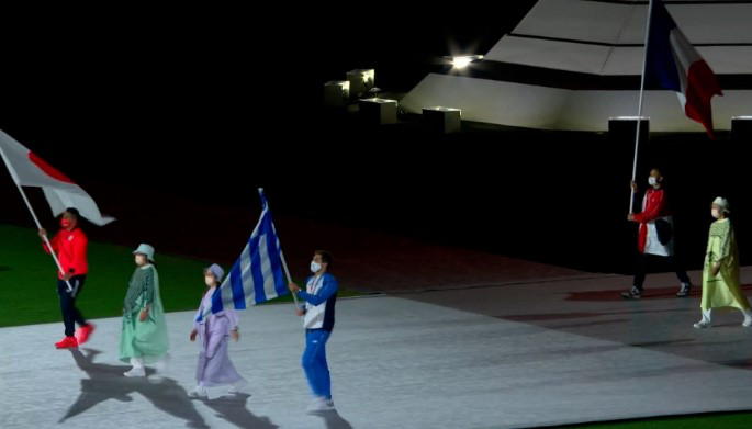  Ο Μπαχ κήρυξε την λήξη των Ολυμπιακών Αγώνων, η Φλόγα έσβησε στο εθνικό στάδιο