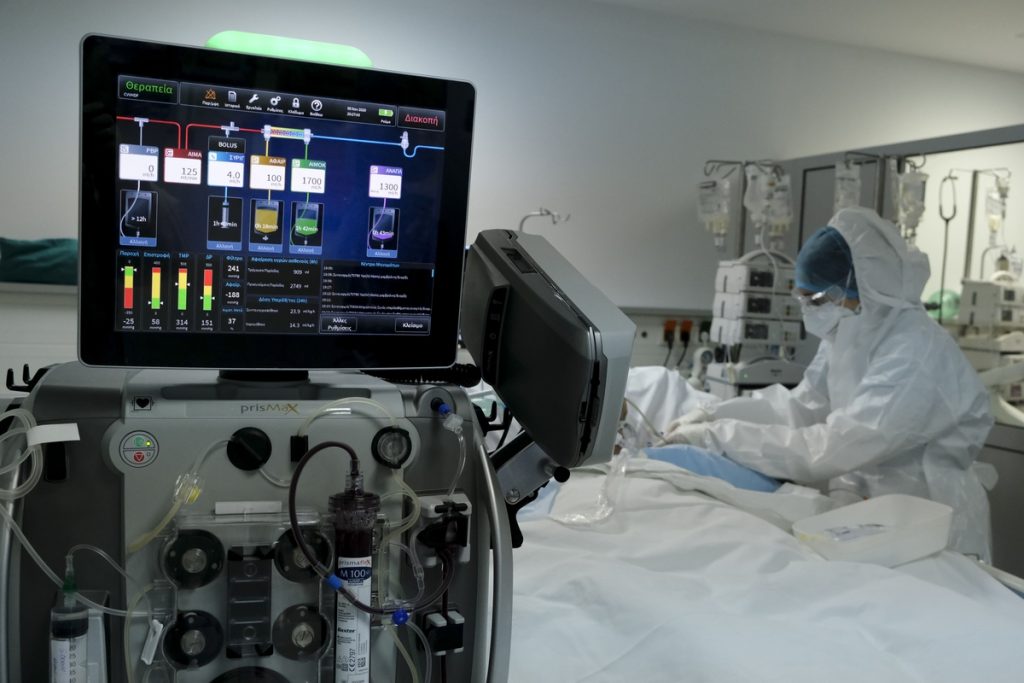 06 11 2020 icu sotiria athens covid 19000821604781534