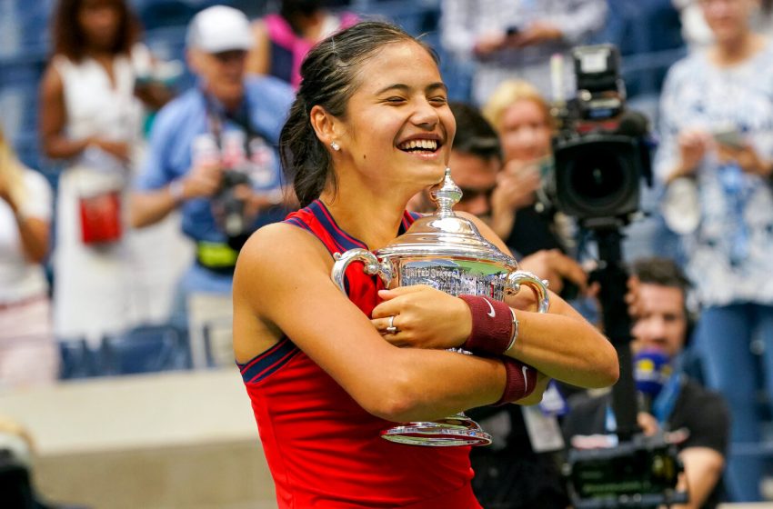  Ιστορικό US OPEN: Η 18χρονη Ραντουκάνου (Νο 150) κατέκτησε το έπαθλο (vid)