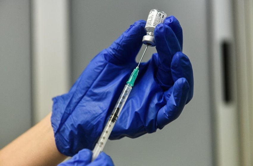  Νέο σκάνδαλο με εικονικούς εμβολιασμούς -Σύλληψη γιατρού στο ΙΚΑ Αλεξάνδρας – Bίντεο ντοκουμέντο