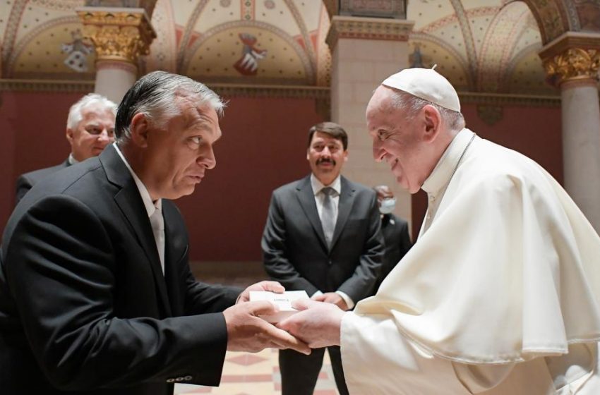  Πάπας Φραγκίσκος – Βίκτορ Όρμπαν: Χάσμα απόψεων στις συνομιλίες της Βουδαπέστης