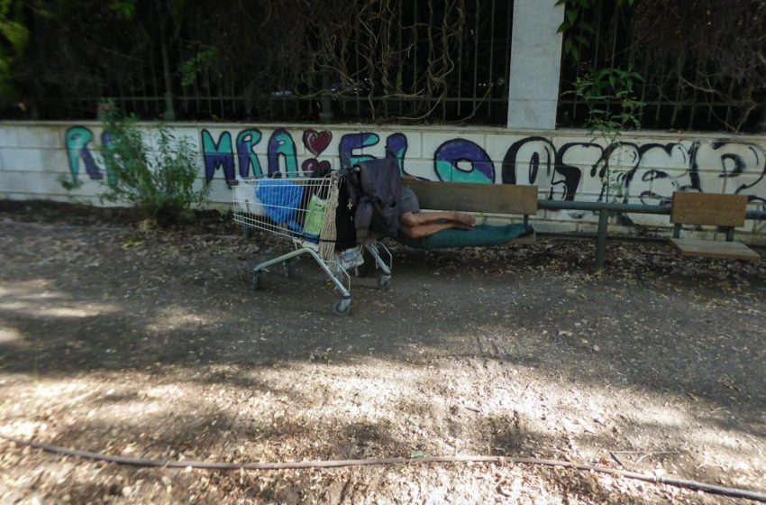  Κινδυνεύει με φτώχεια το 28,9% του πληθυσμού – Αναλυτικά τα στοιχεία της ΕΛΣΤΑΤ