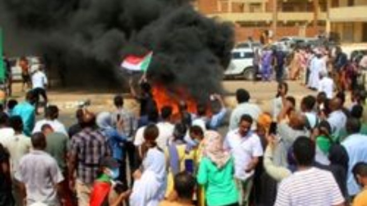  ΕΕ και Ηνωμένα Έθνη ζητούν την άμεση απελευθέρωση των πολιτικών αξιωματούχων του Σουδάν