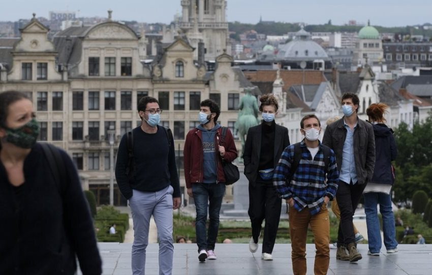  Βέλγιο: Άλμα στα κρούσματα – Το 4ο κύμα κοροναϊού απειλεί τη χώρα