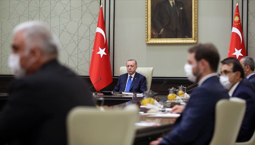  Τουρκία:Αναδίπλωση πρεσβειών με ανακοινώσεις περί τήρησης διπλωματικής συνθήκης