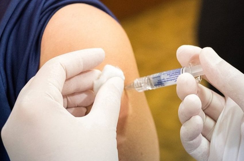  Αντιεμβολιαστής κινδυνεύει να χάσει το χέρι του… για να μην μπει στον οργανισμό του το εμβόλιο