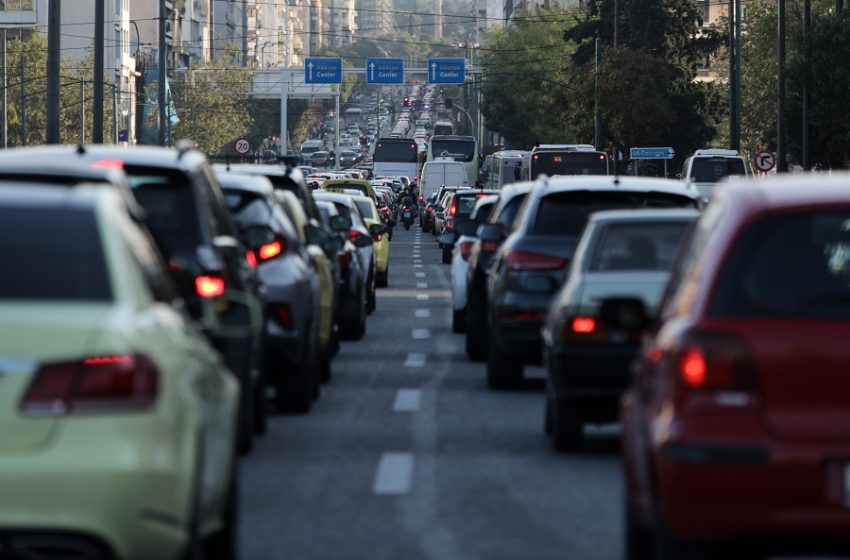  Καραμπόλα στον Κηφισό – Κυκλοφοριακό κομφούζιο