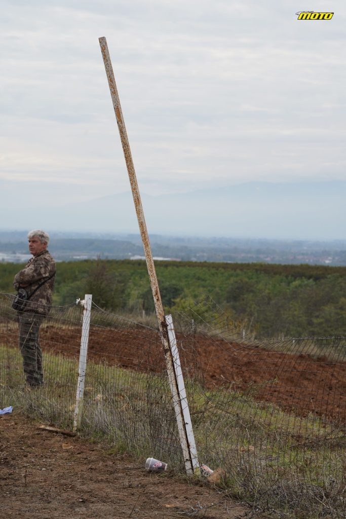 Αυτή η εικόνα δεν έχει ιδιότητα alt. Το όνομα του αρχείου είναι motocross3-683x1024.jpg