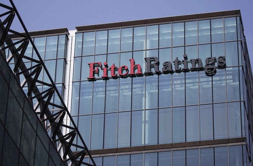  Fitch: Στα όρια χρεοκοπίας η ρωσική οικονομία