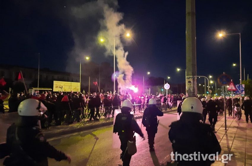  Επεισόδια στην πορεία των αντιφασιστών στην Θεσσαλονίκη