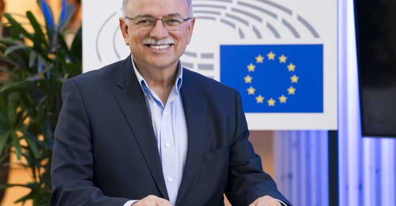 Παπαδημούλης: Αντιπρόεδρος της Ευρωβουλής με το 75% των ψήφων- Το παρασκήνιο