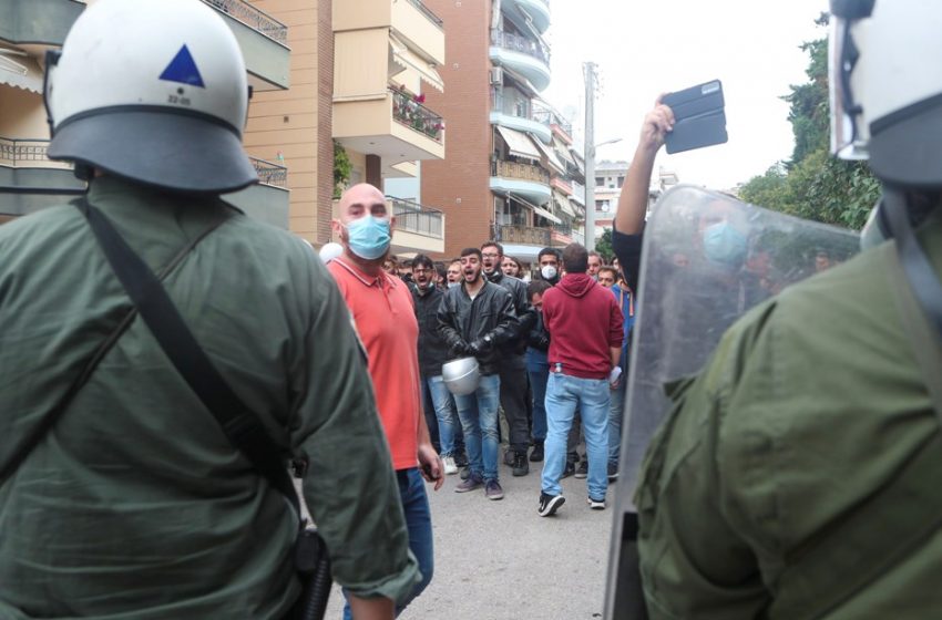  ΕΠΑΛ Σταυρούπολης: “Ανέβασε τη μάσκα σου αστυνόμε” (vid)