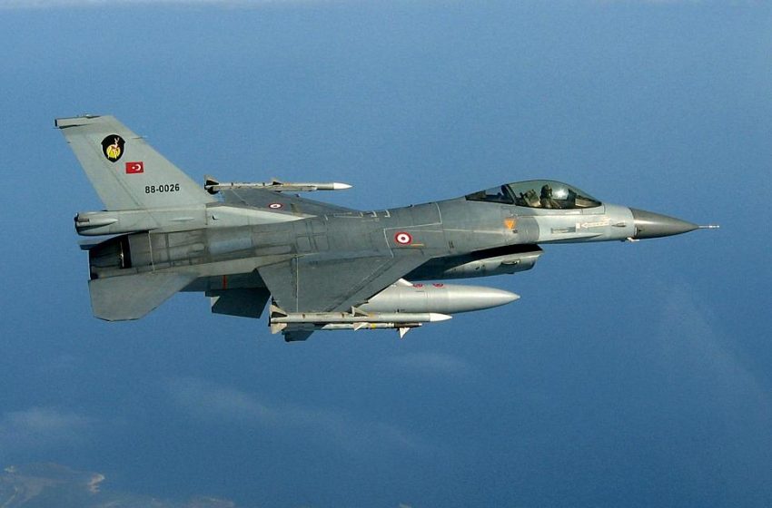 66 παραβιάσεις από τουρκικά αεροσκάφη – Δύο εμπλοκές