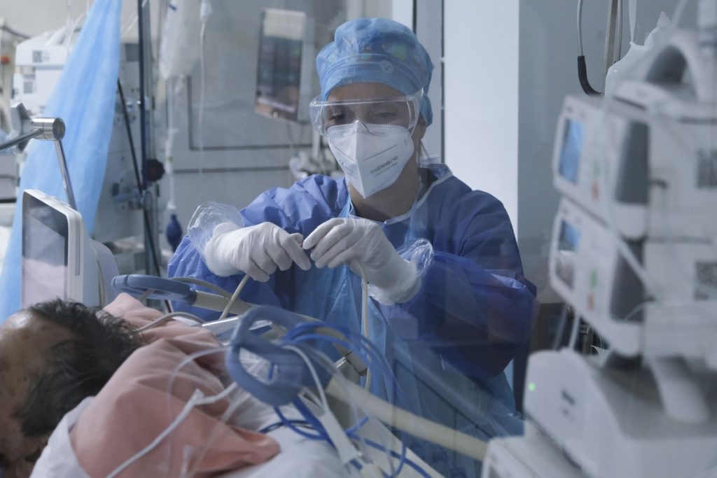 06 11 2020 icu sotiria athens covid 19000951604781544