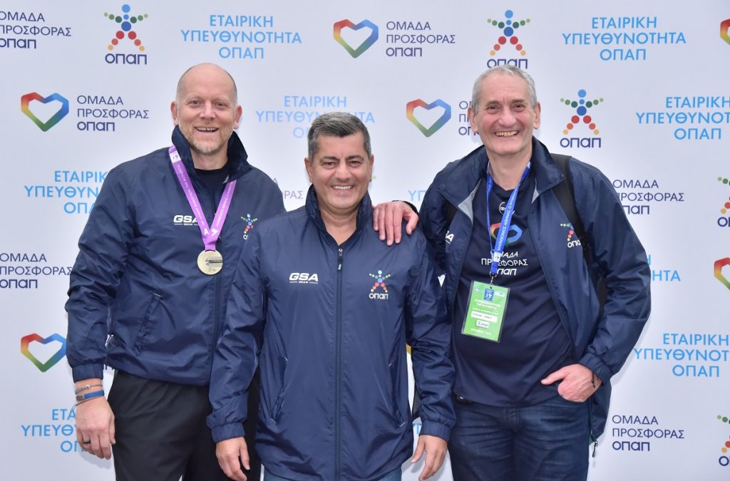 Η "Ομάδα Προσφοράς ΟΠΑΠ" μεγάλη νικήτρια του 38ου Αυθεντικού Μαραθωνίου της Αθήνας 14 2 1 2