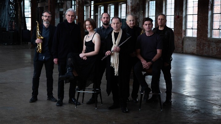  Το ΚΠΙΣΝ παρουσιάζει το The Philip Glass Ensemble στις 20/12