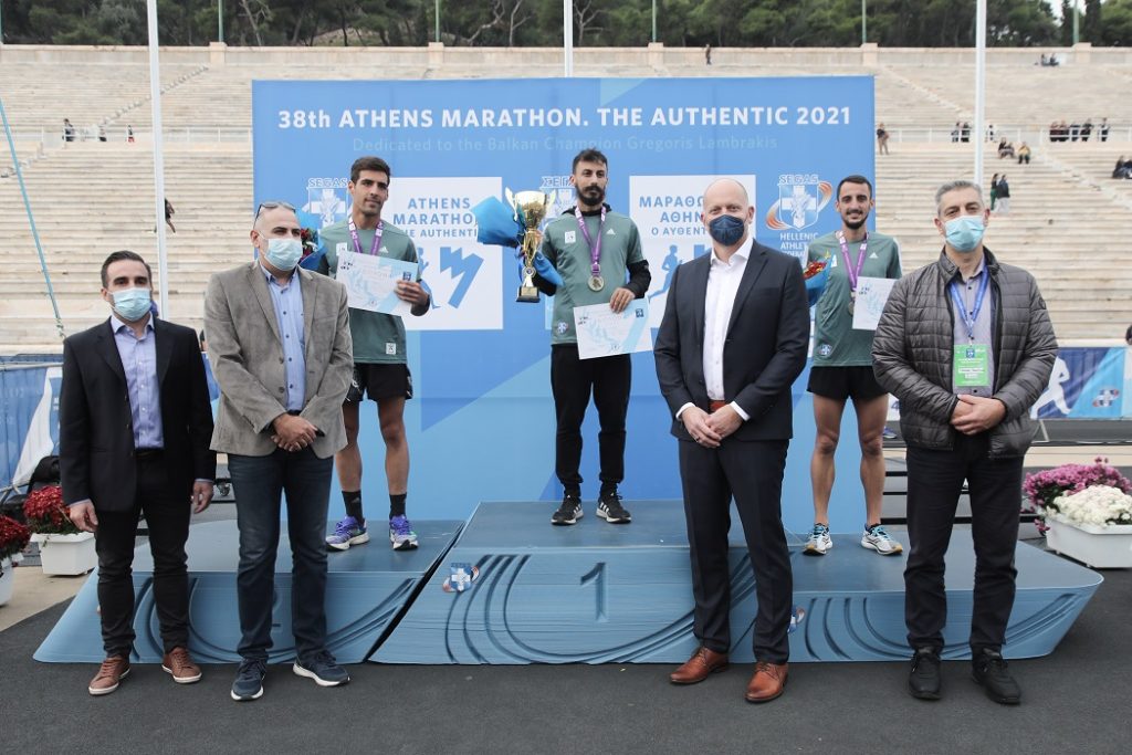 Η "Ομάδα Προσφοράς ΟΠΑΠ" μεγάλη νικήτρια του 38ου Αυθεντικού Μαραθωνίου της Αθήνας 16 4 3