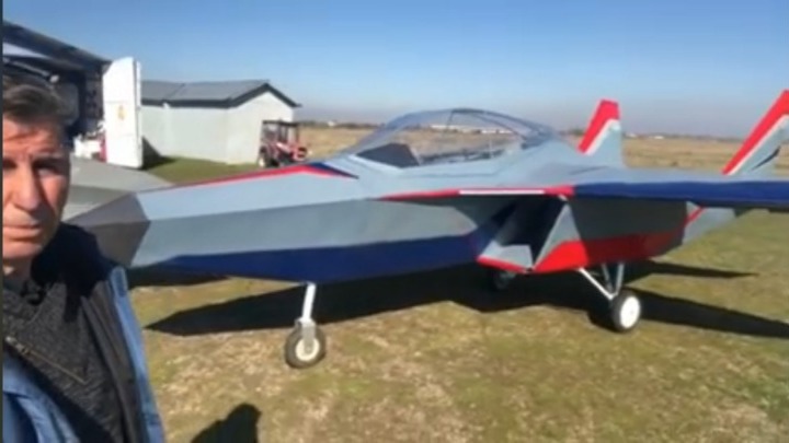  Φλώρινα: Εφτιαξε διθέσιο πρωτότυπο αεροσκάφος με την ονομασία “Άρχων”